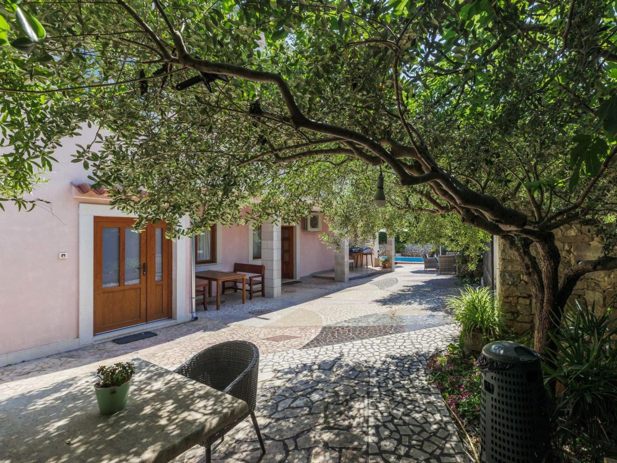 Apartment Romantika-1 By Interhome Rovinj Eksteriør bilde
